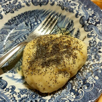 Yeast dumplings at the Nigredo Monastery during the january meditation week