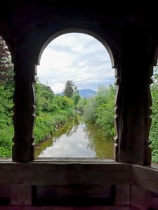 Pilgerweg beim Kloster Nigredo