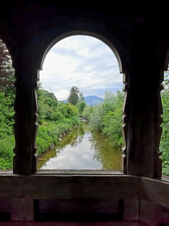 Pilgerweg beim Kloster Nigredo