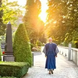 Meditation Luzern im Friedhof Friedental mit Meister Marcel Reding